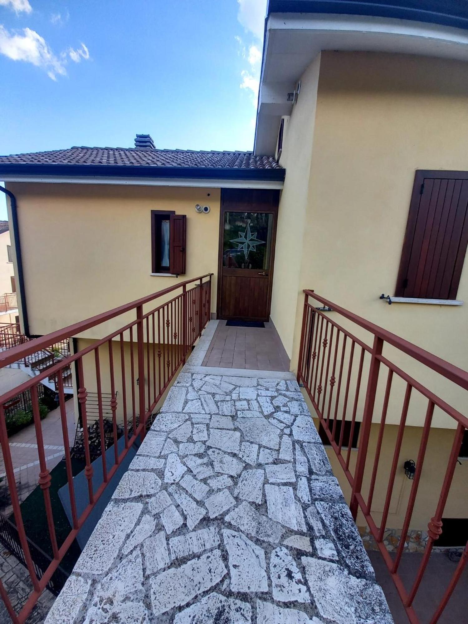 Apartmán Il Nido Castel Di Sangro Exteriér fotografie
